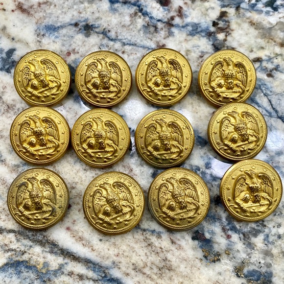 Lot of 12 Antique / Vintage LARGE military attire Buttons - Picture 3 of 6